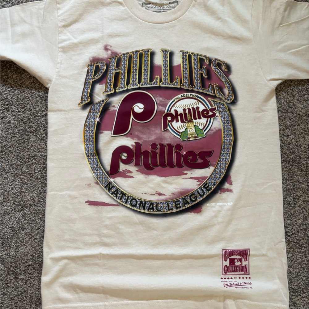 Mitchell & Ness Cream Red Graphic Tee